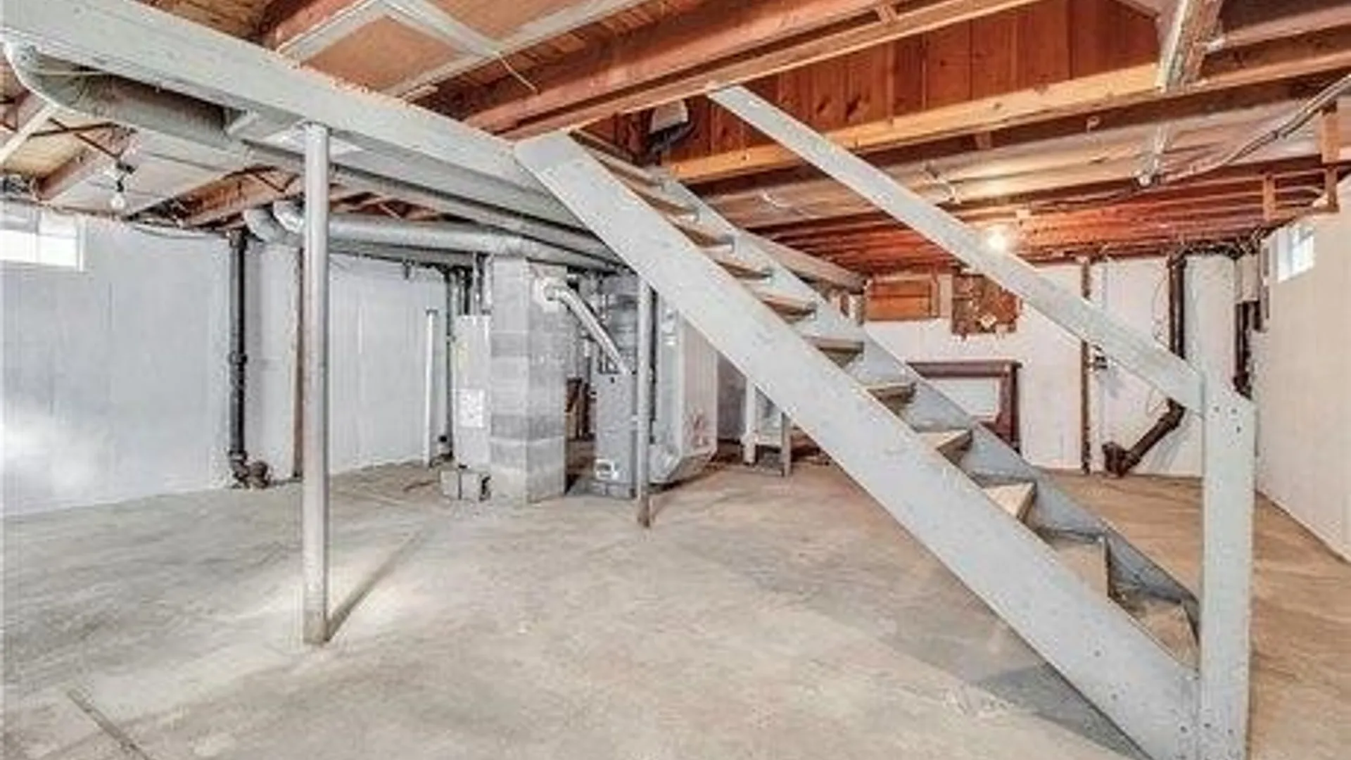 Property at 17 Houston Street, Buffalo, NY 14220 14