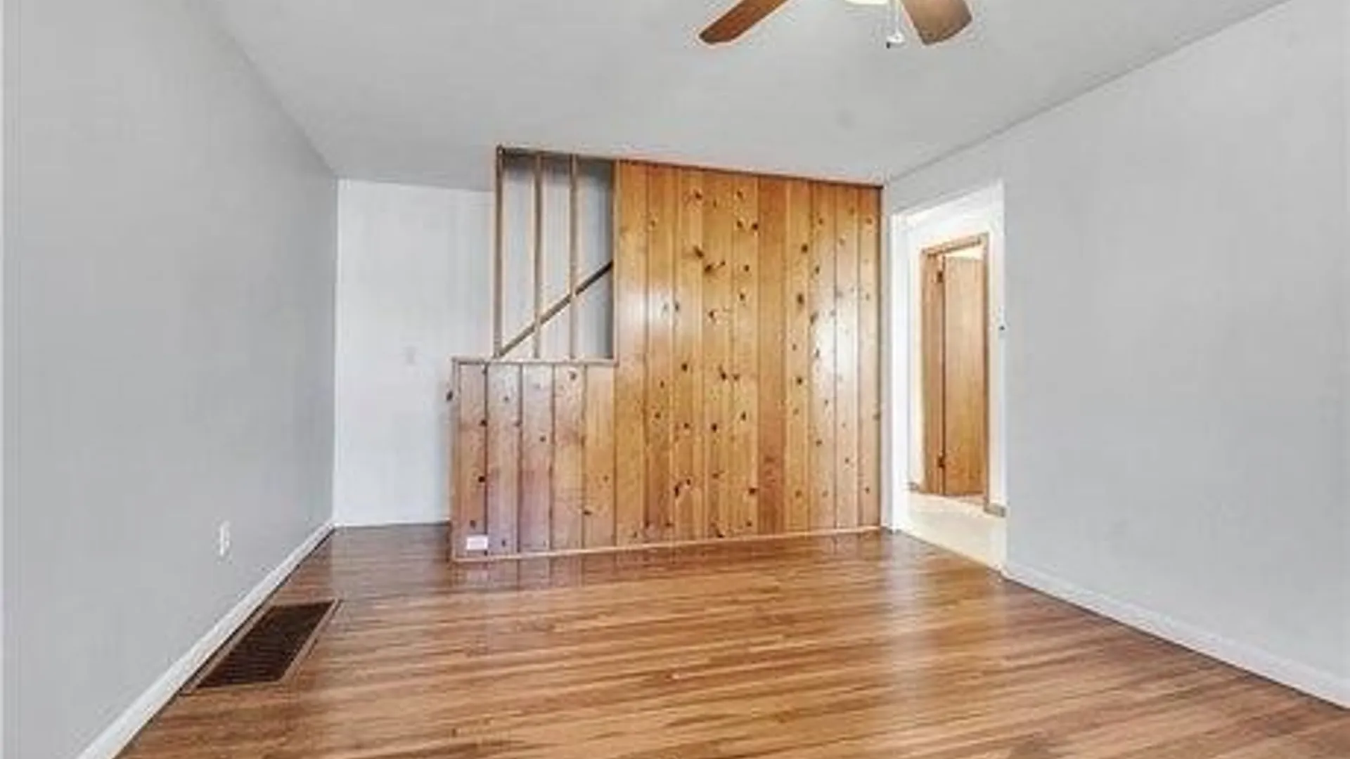 Property at 17 Houston Street, Buffalo, NY 14220 4