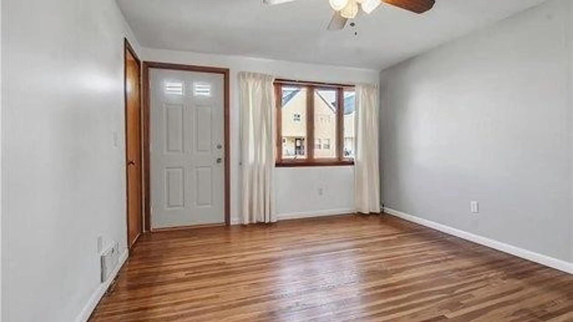 Property at 17 Houston Street, Buffalo, NY 14220 5