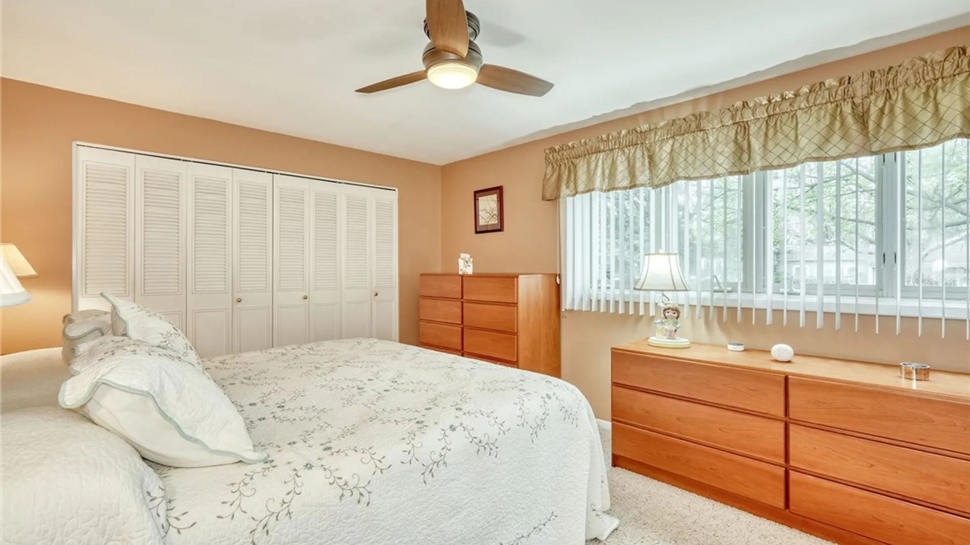 Property at 513 Glenview Court, Webster, NY 14580 26