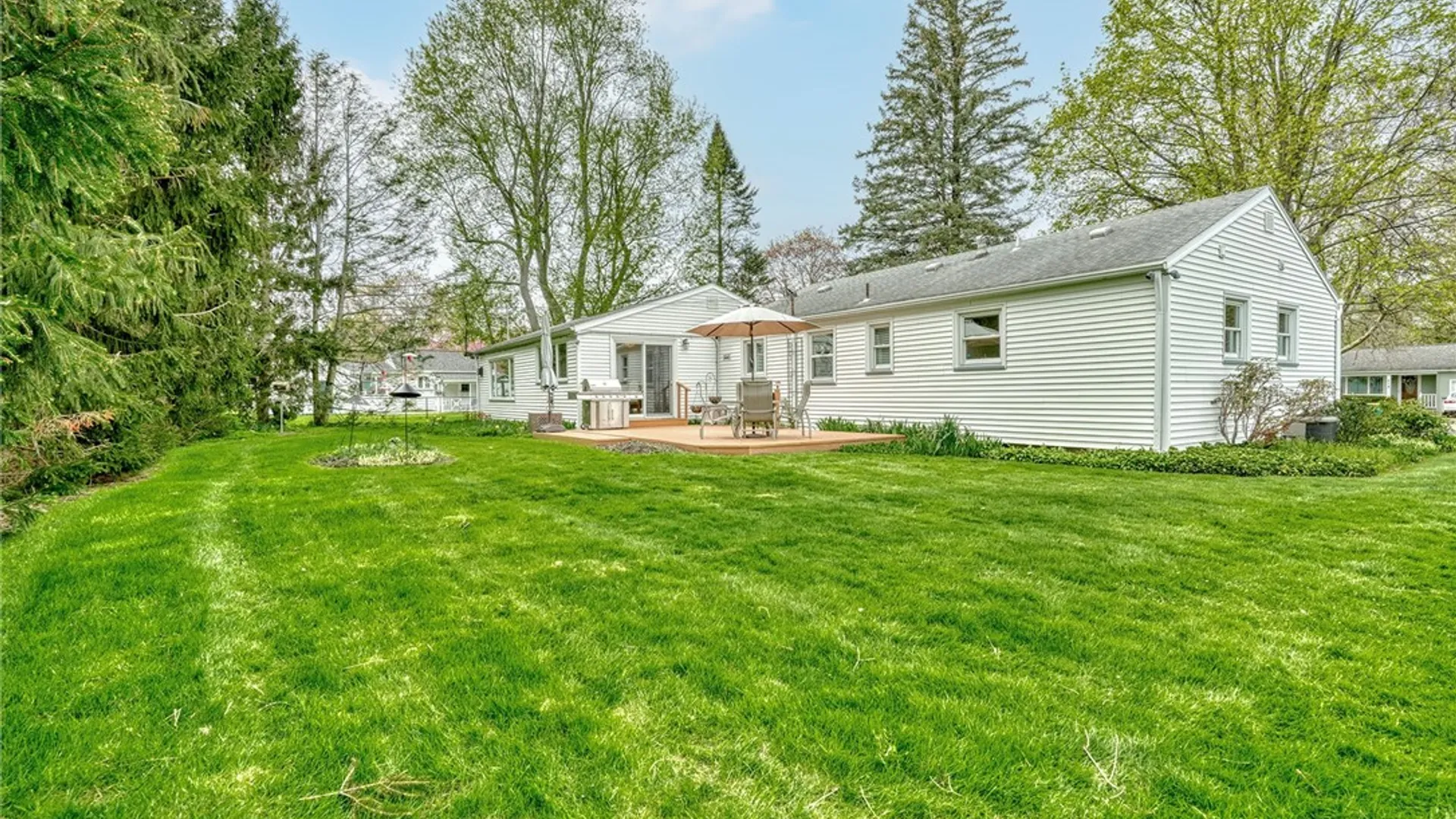 Property at 513 Glenview Court, Webster, NY 14580 41