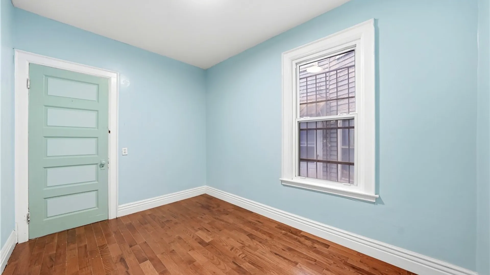 Property at 375 Glenwood Avenue, Buffalo, NY 14208 23