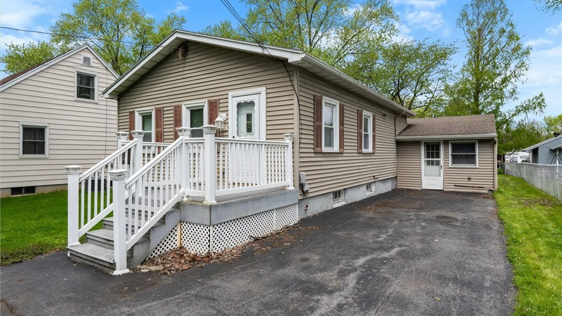 Property at 416 Richfield Boulevard, Salina, NY 13211 4