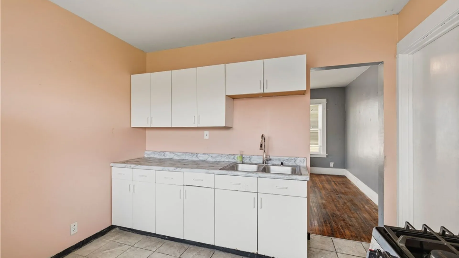 Property at 263 Minnesota Avenue, Buffalo, NY 14215 8