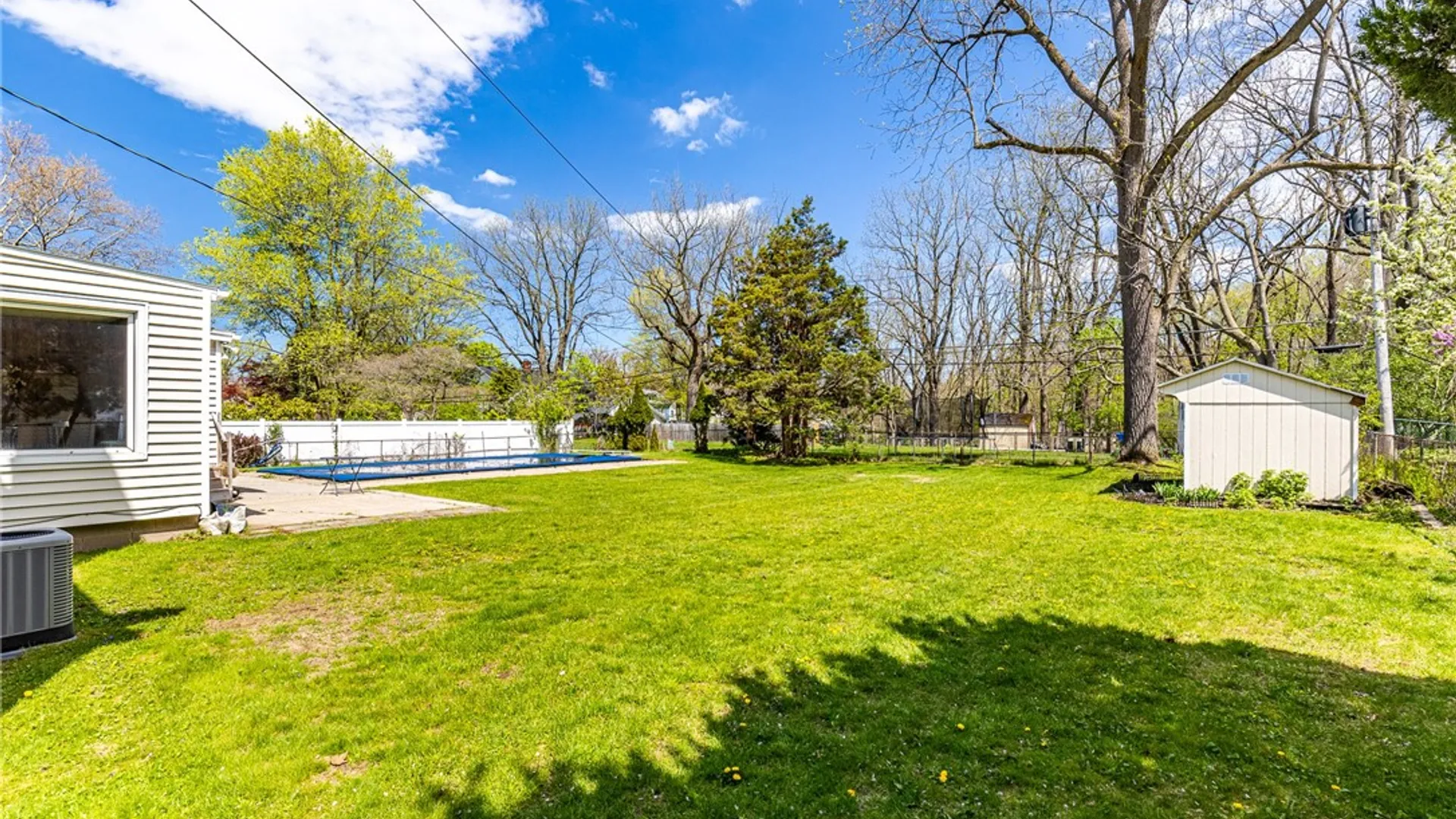 Property at 353 Pinecrest Drive, Irondequoit, NY 14617 47