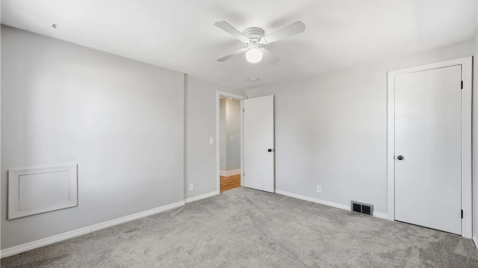 Property at 127 Chamberlin Drive, West Seneca, NY 14210 17