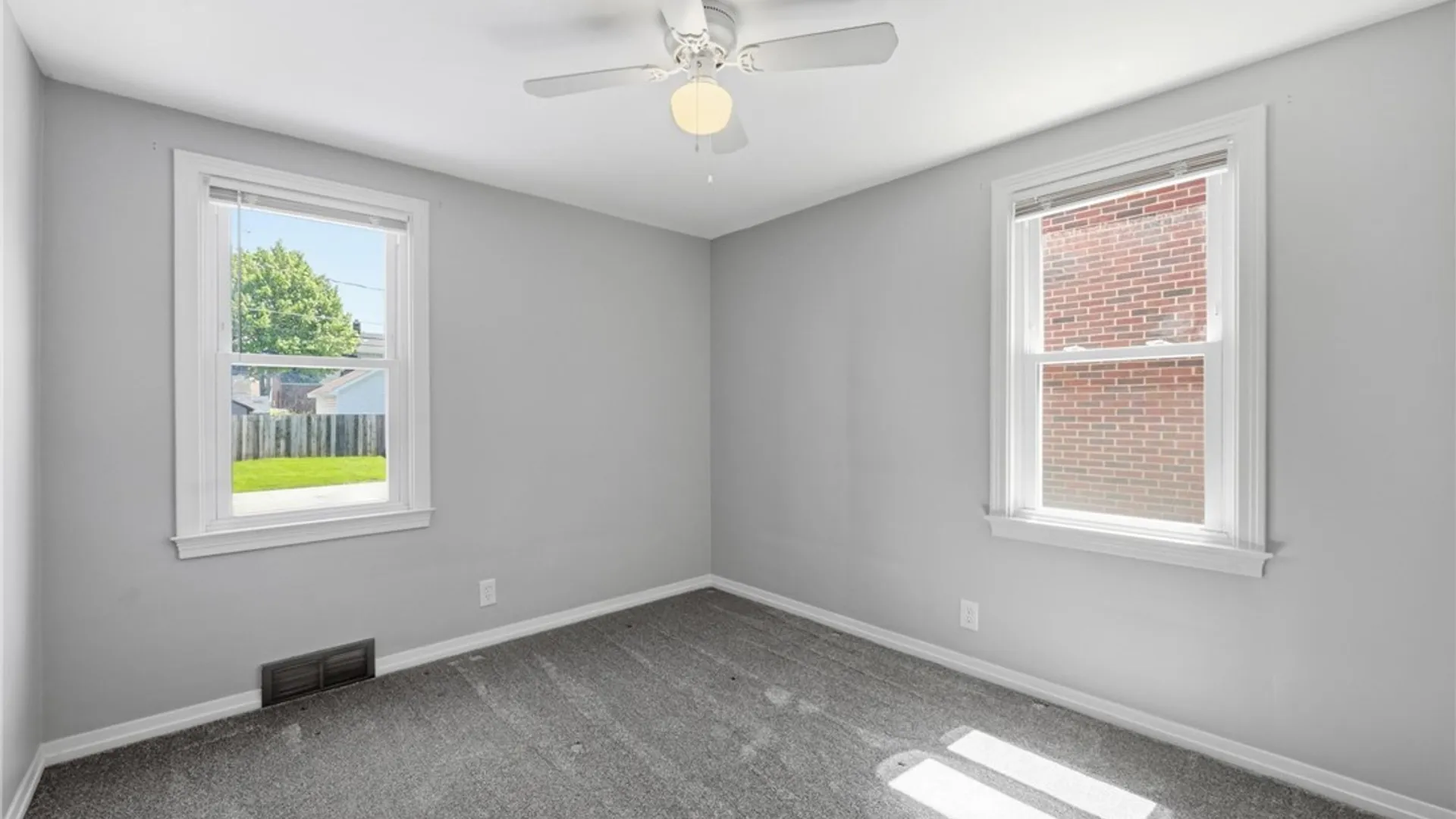 Property at 127 Chamberlin Drive, West Seneca, NY 14210 19
