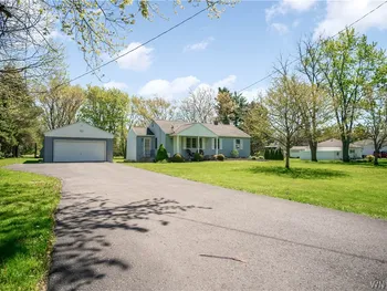 Property at 6277 Townline Road, Pendleton, NY 14120