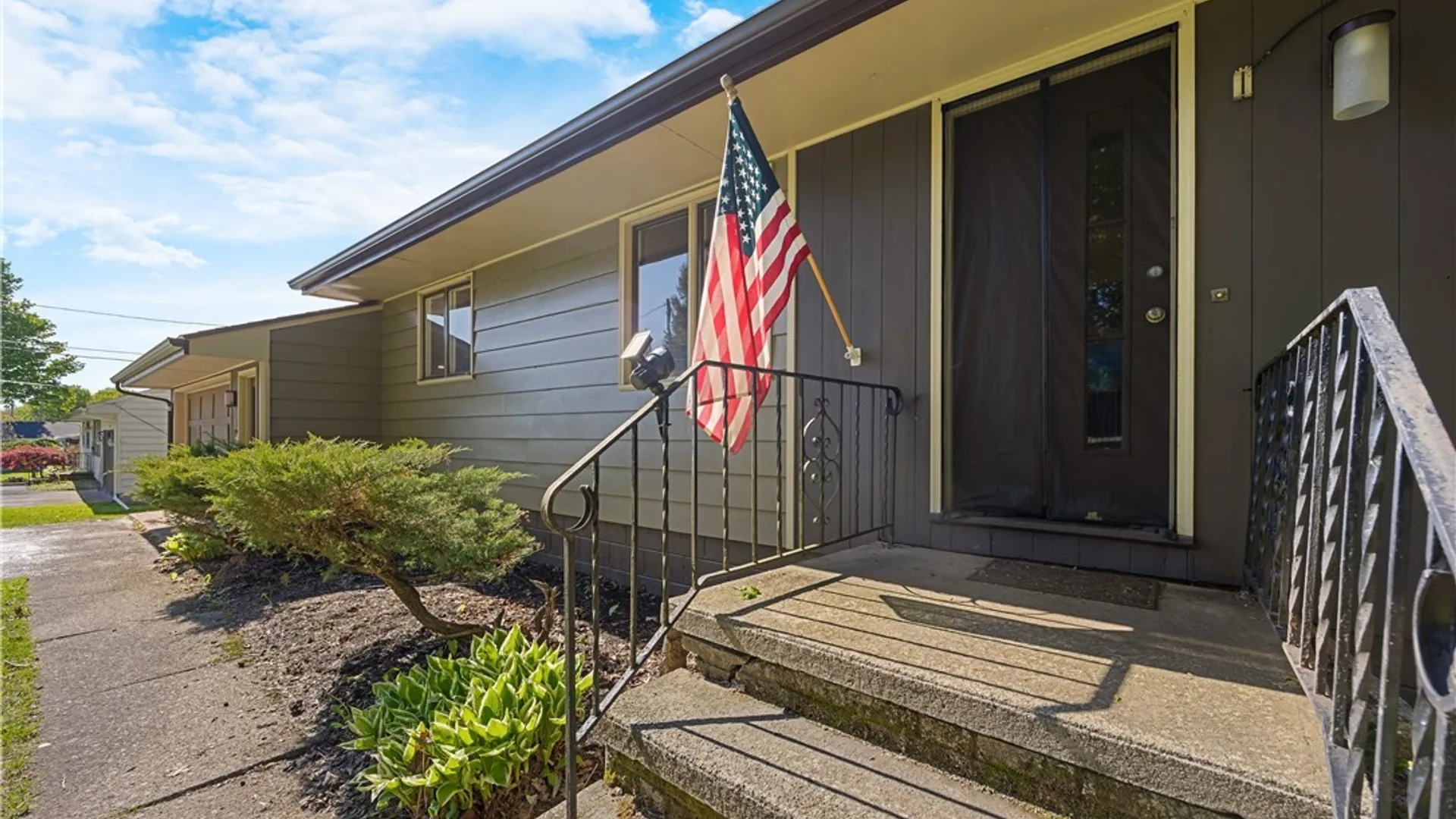 Property at 80 8th Street, Vernon, NY 13421 2
