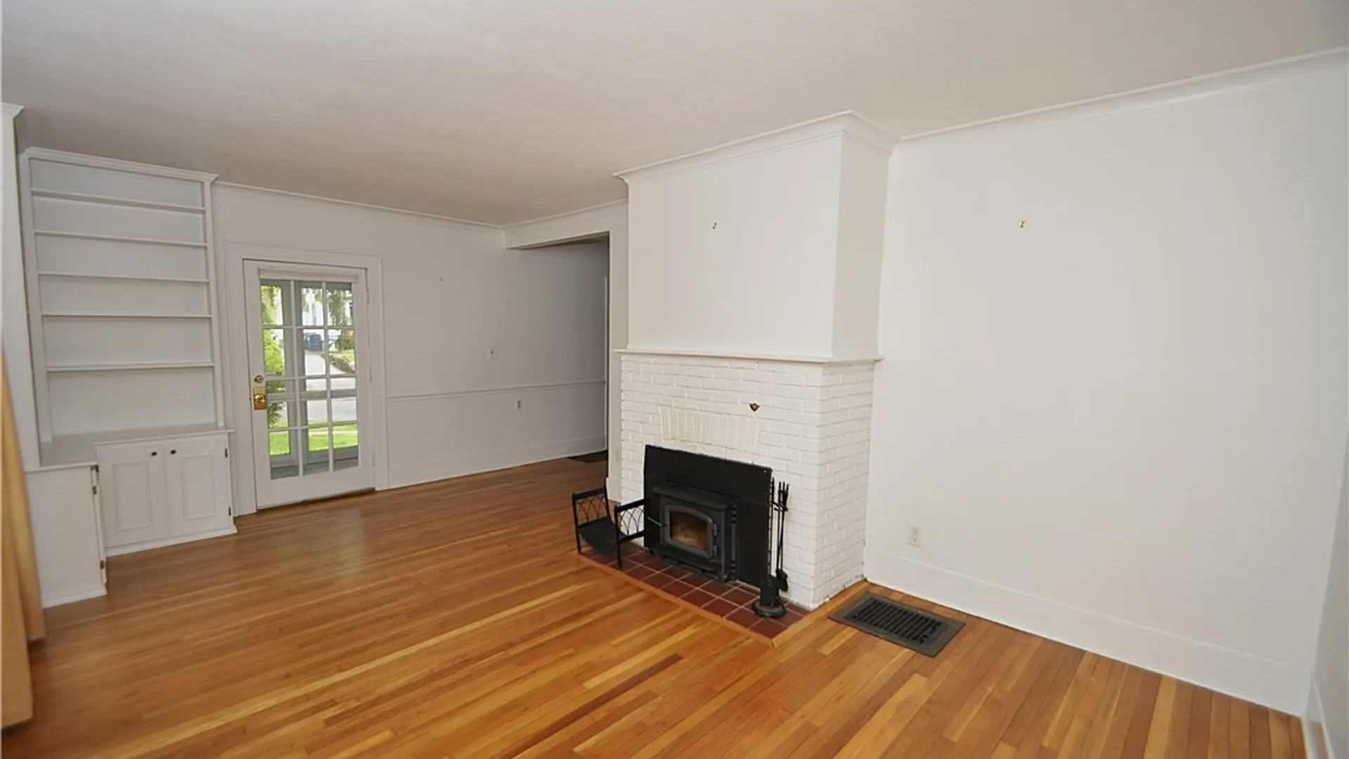 Property at 956 Westmoreland Avenue, Syracuse, NY 13210 14