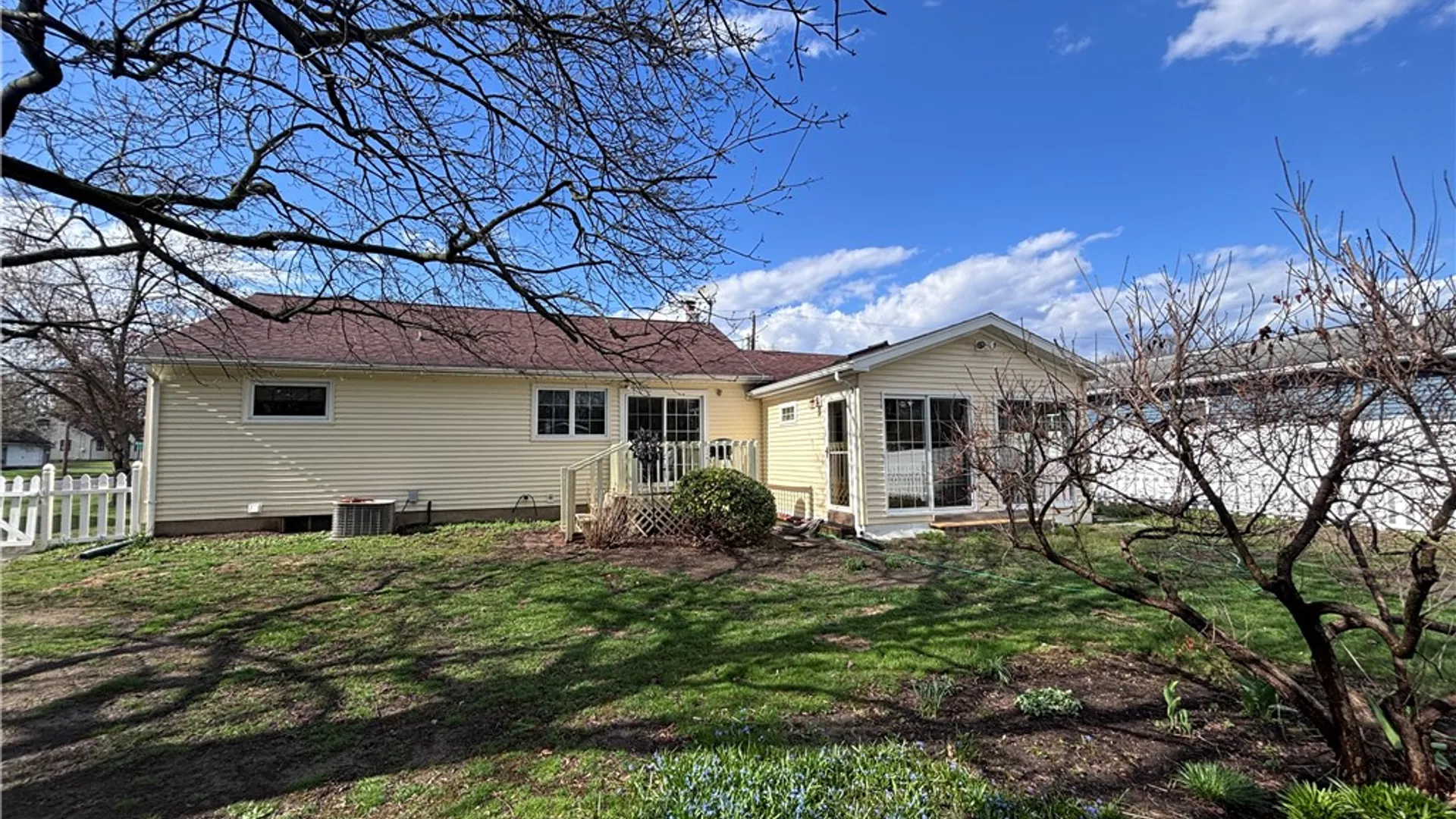 Property at 309 Kinley Place, Horseheads, NY 14845 15