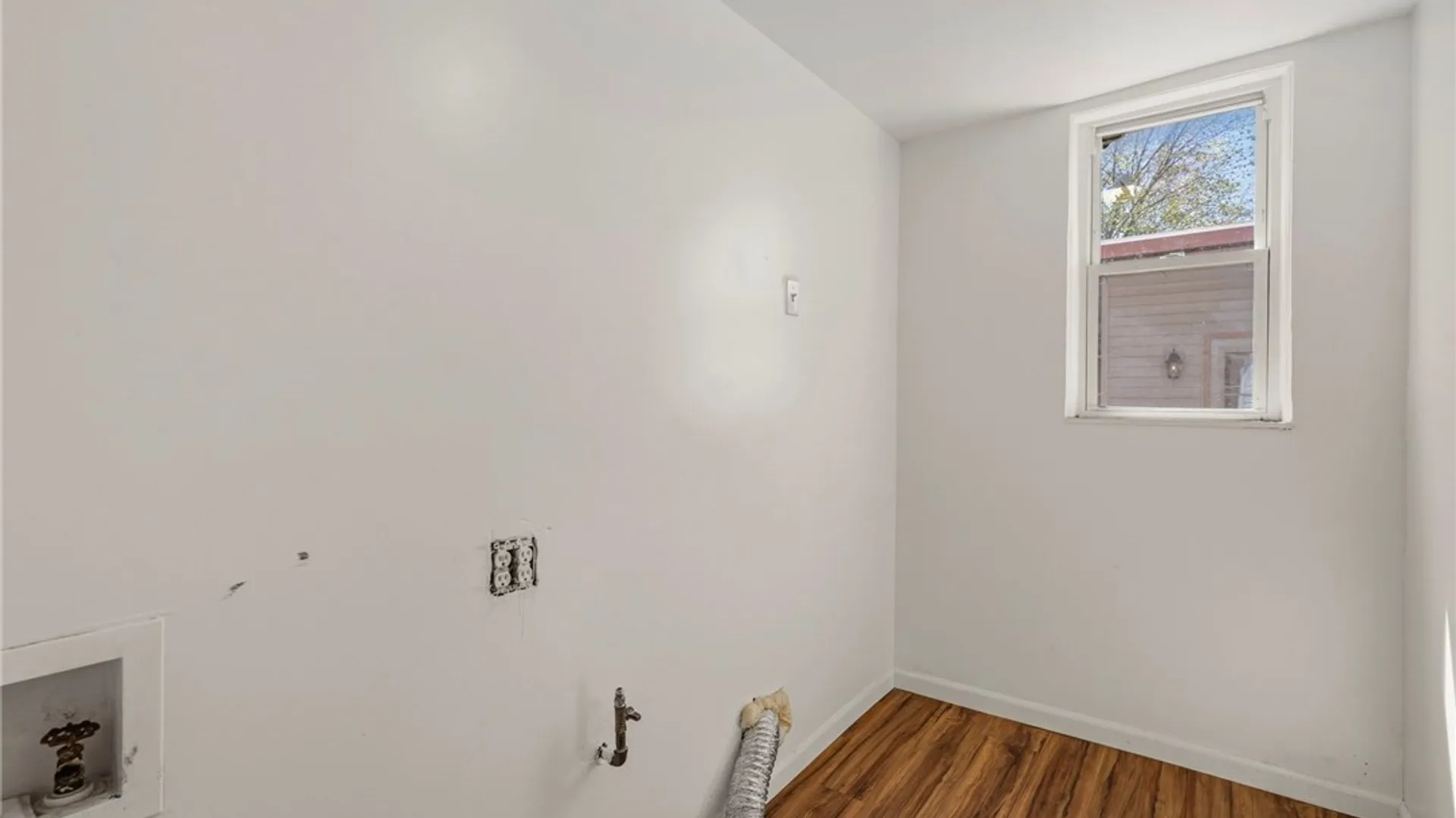 Property at 315 Smith Street, Buffalo, NY 14210 11