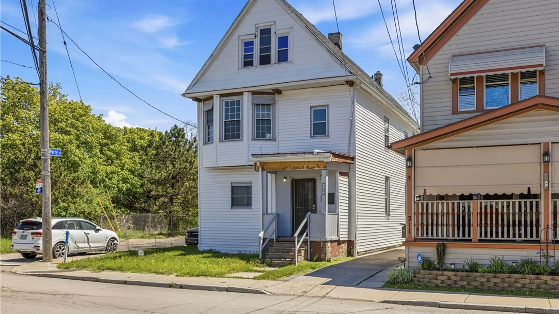 Property at 315 Smith Street, Buffalo, NY 14210 3