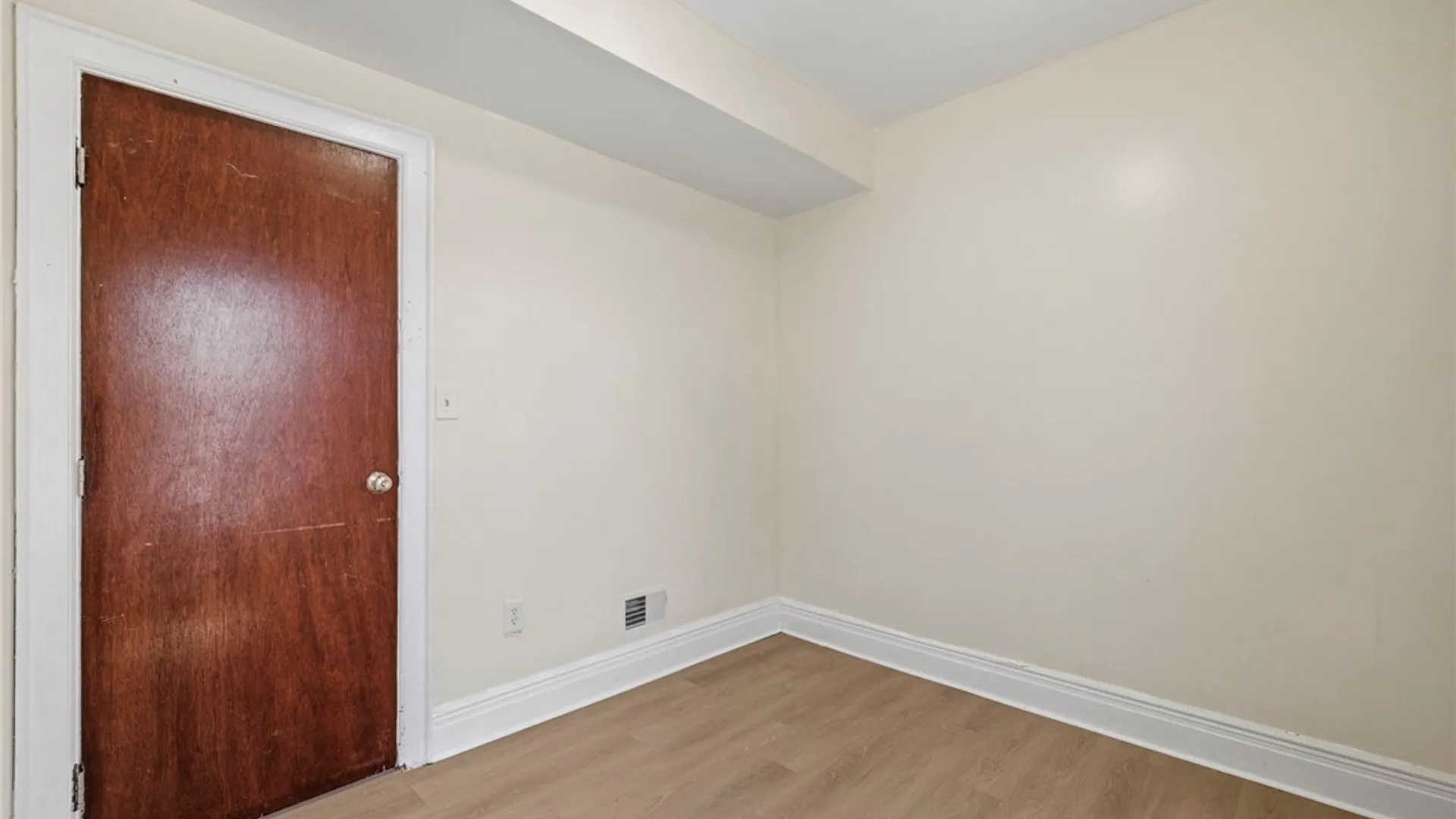 Property at 315 Smith Street, Buffalo, NY 14210 33