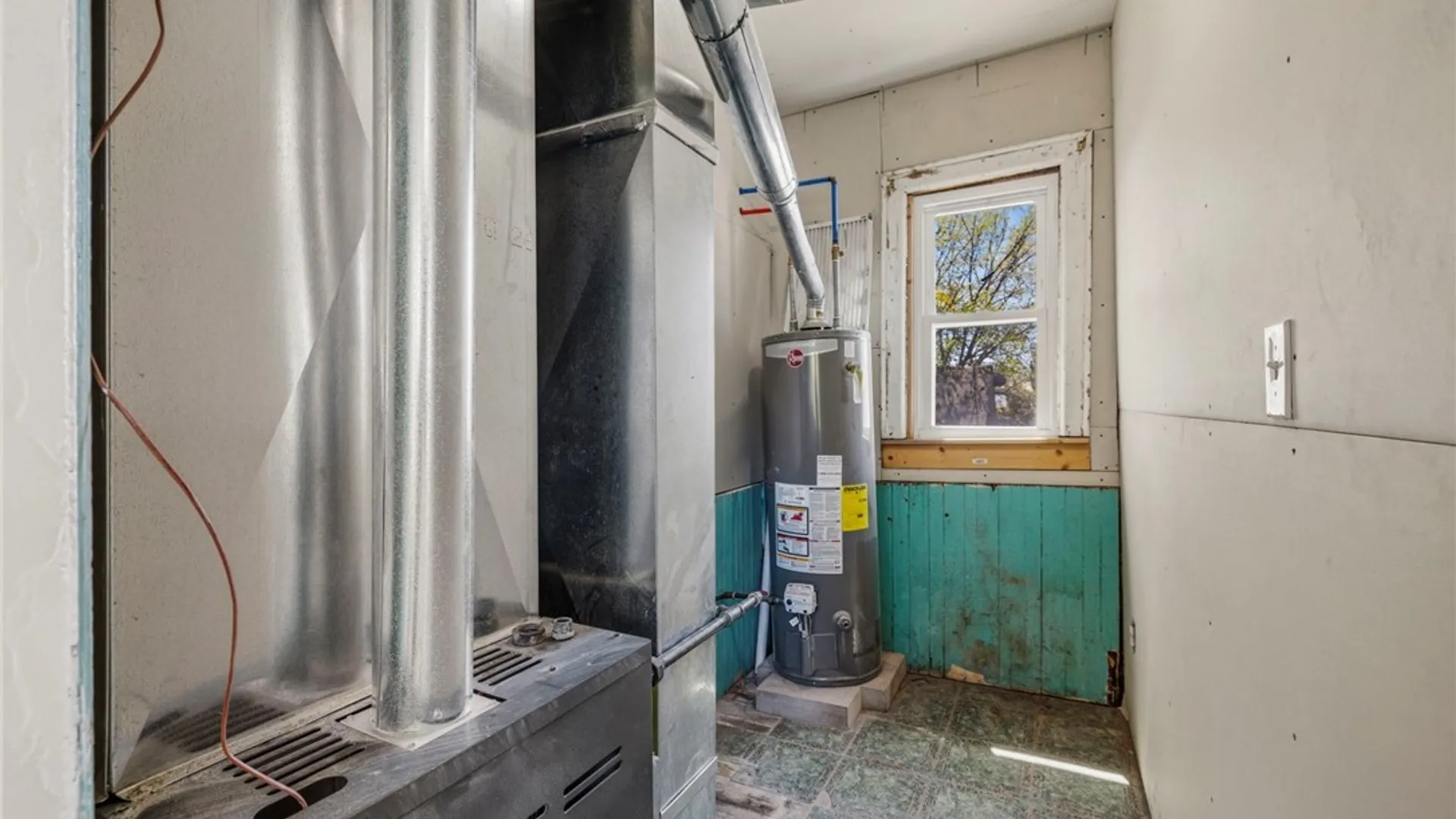 Property at 315 Smith Street, Buffalo, NY 14210 42