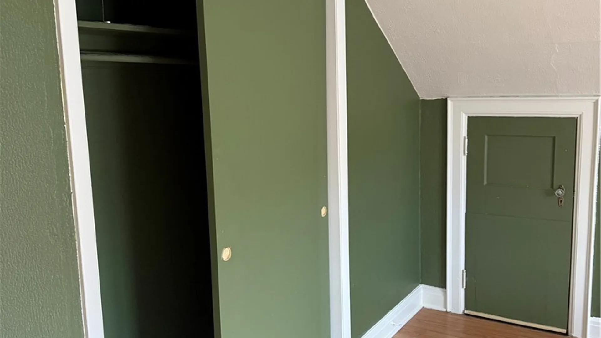 Property at 80 Delaware Road, Tonawanda, NY 14217 5