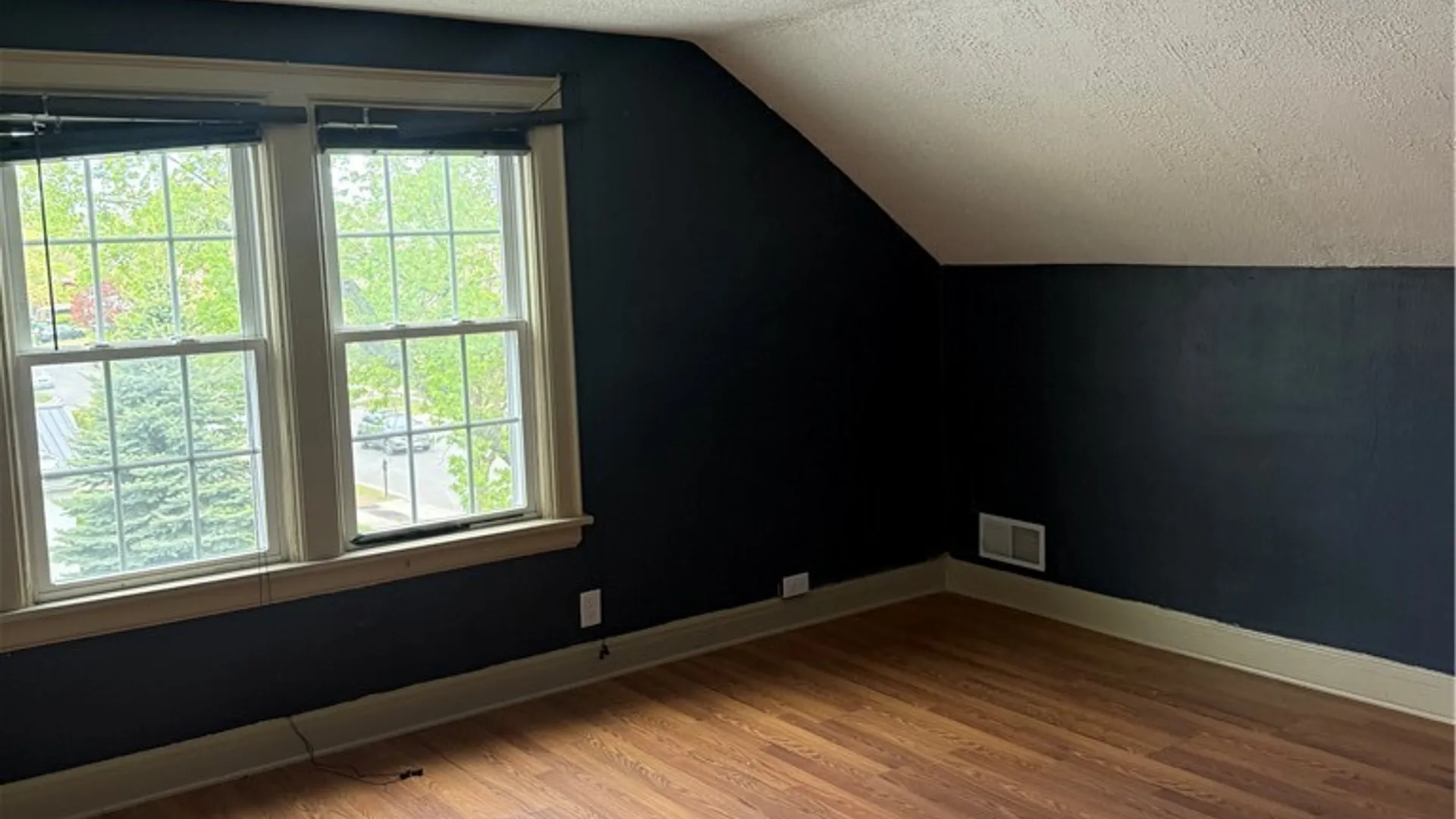 Property at 80 Delaware Road, Tonawanda, NY 14217 9