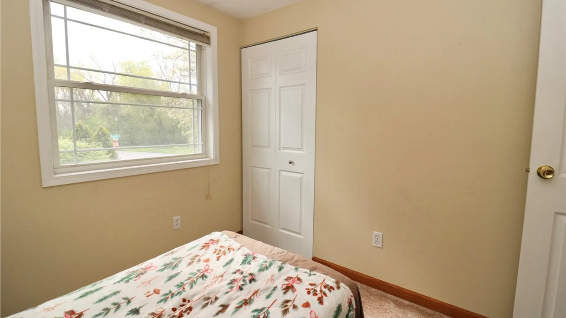 Property at 11 Glenside Way, Greece, NY 14612 22