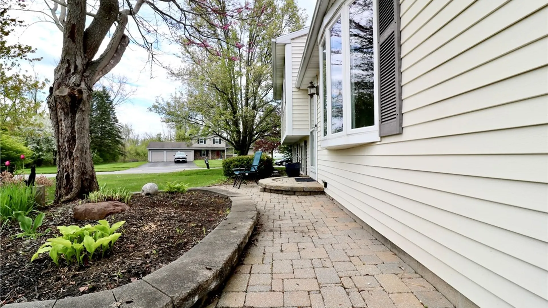 Property at 11 Glenside Way, Greece, NY 14612 5