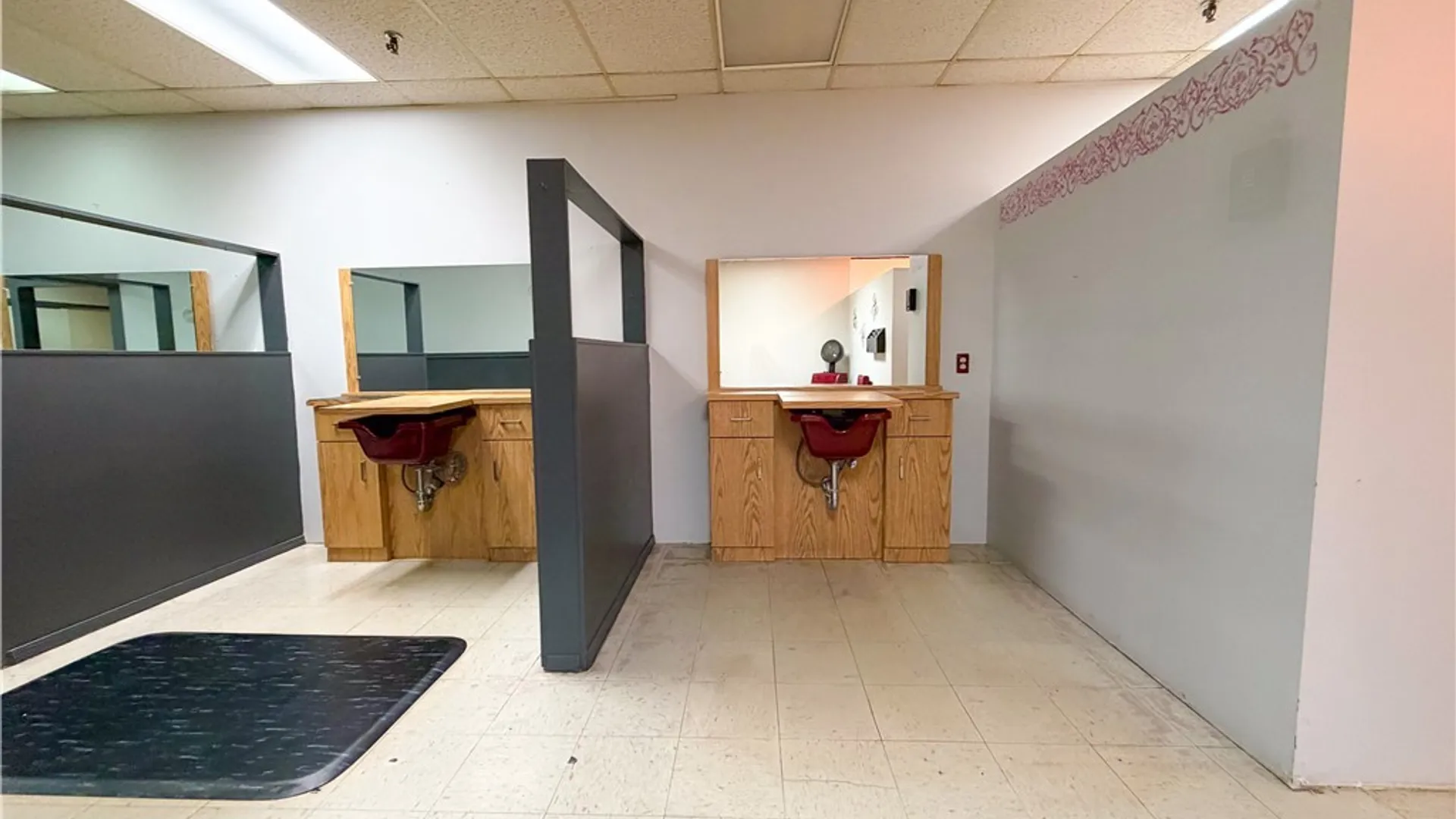 Property at 110 Genesee Street, Auburn, NY 13021 16