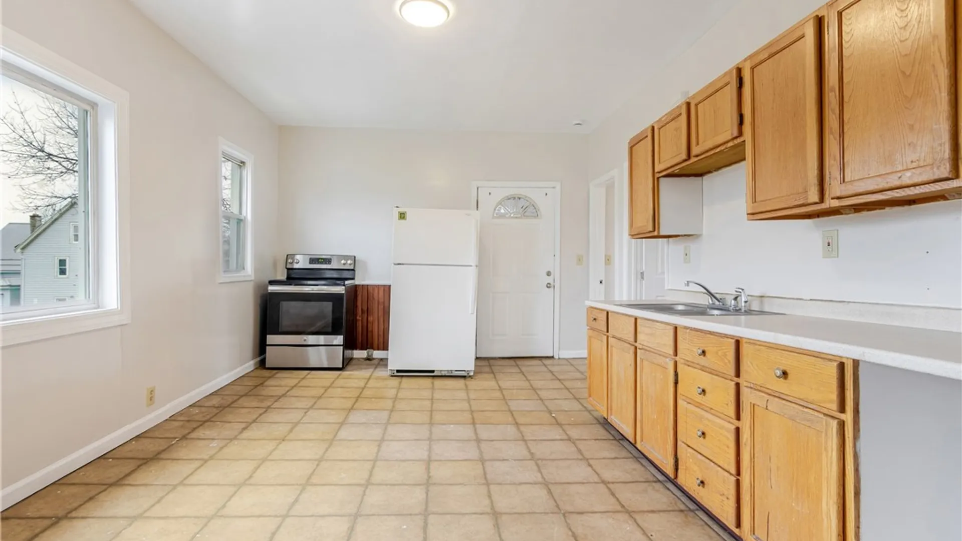 Property at 152 Wildwood Place, West Seneca, NY 14210 21