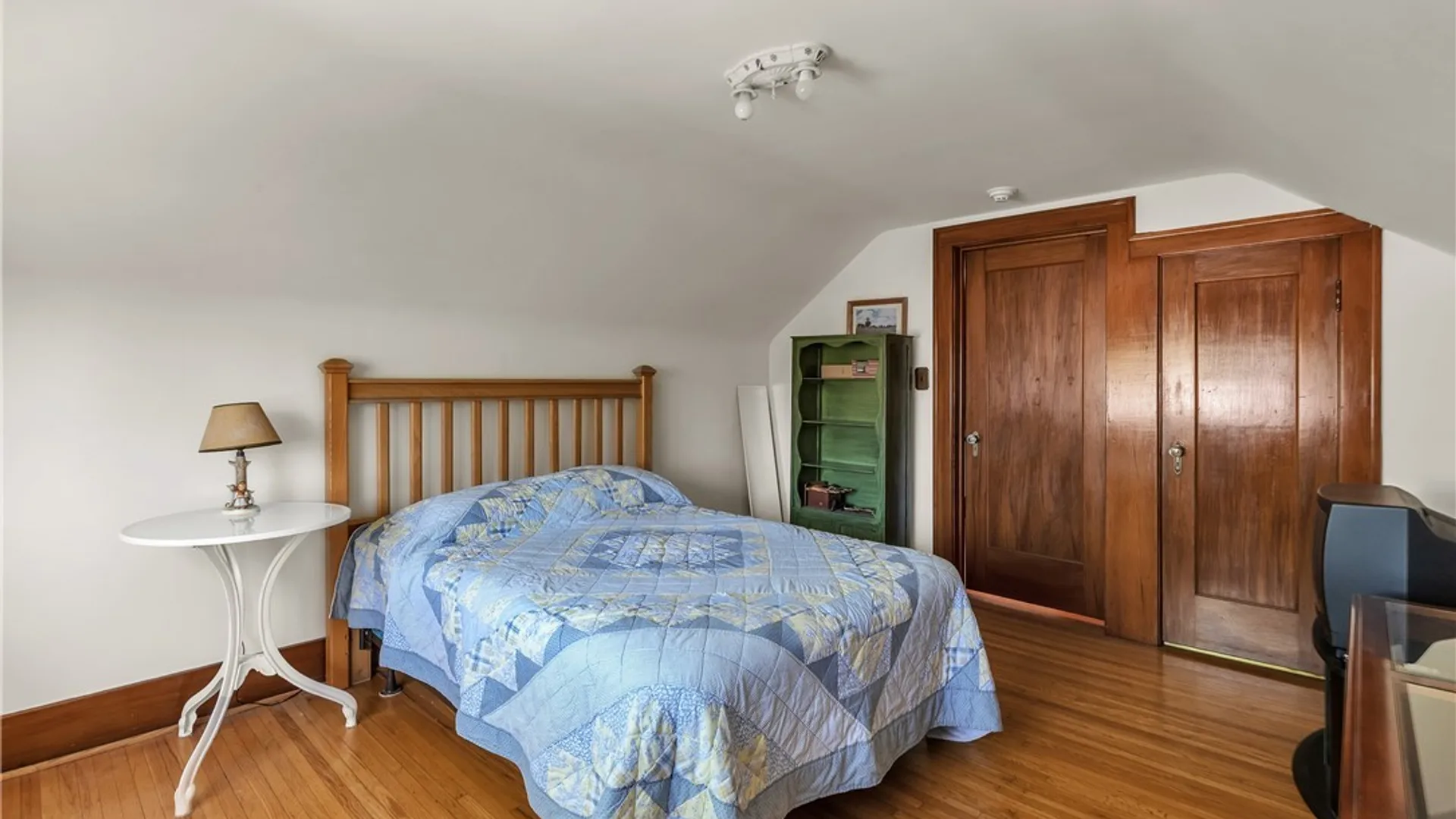 Property at 4 Hawthorne Ave, Tonawanda, NY 14223 32