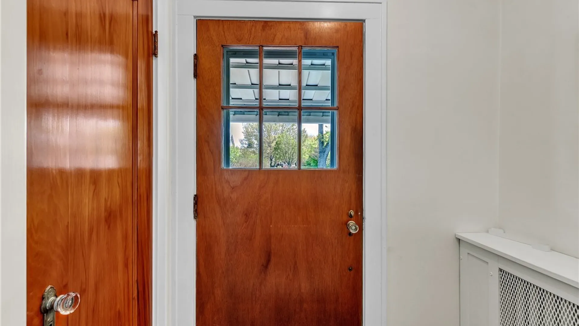 Property at 4 Hawthorne Ave, Tonawanda, NY 14223 8