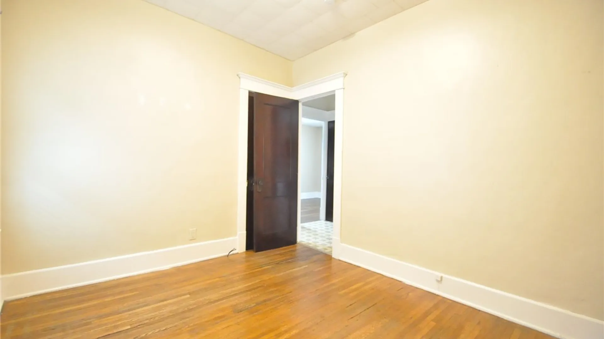 Property at 74 Norwalk Avenue, Buffalo, NY 14216 15