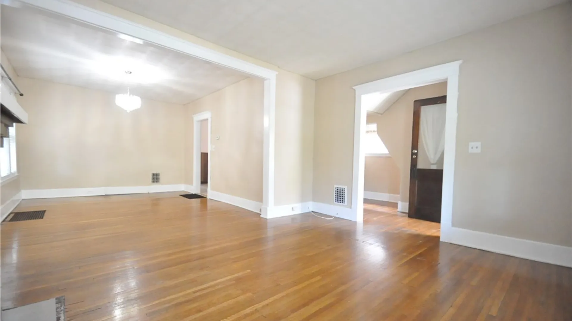 Property at 74 Norwalk Avenue, Buffalo, NY 14216 5
