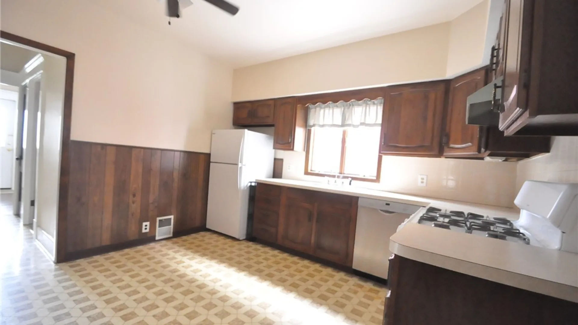 Property at 74 Norwalk Avenue, Buffalo, NY 14216 8
