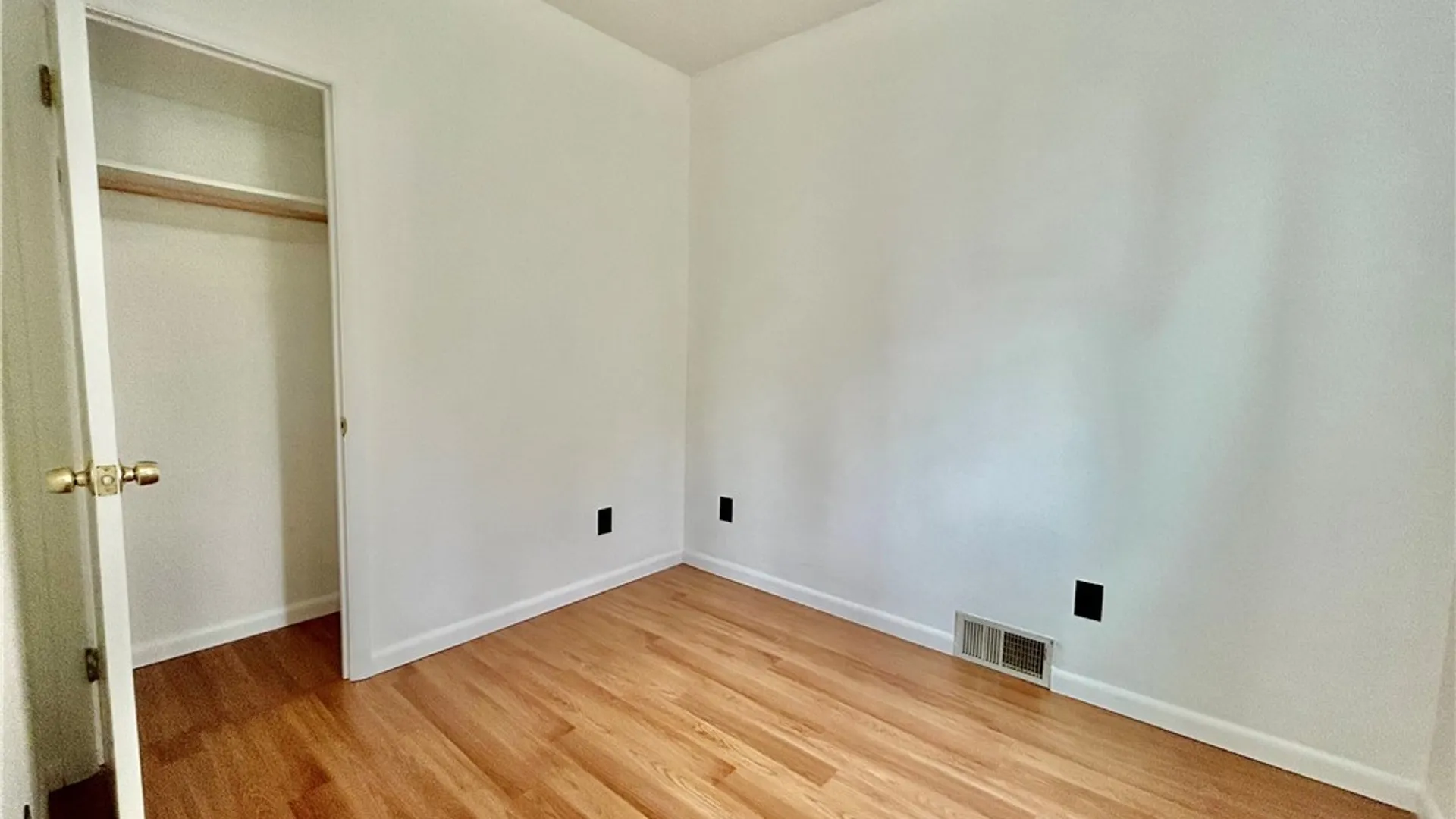 Property at 52 Greeley Street, Buffalo, NY 14207 13