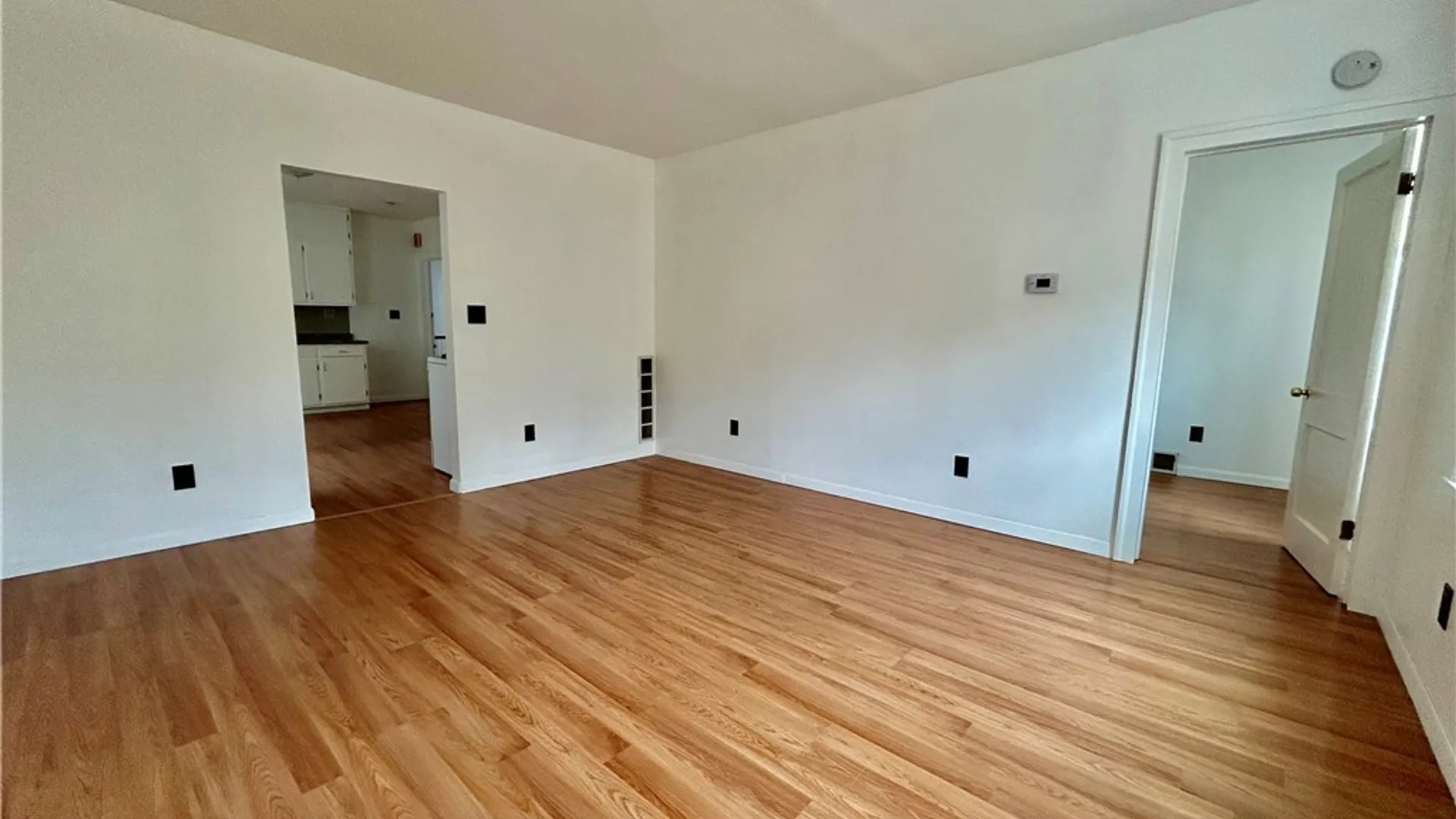 Property at 52 Greeley Street, Buffalo, NY 14207 4
