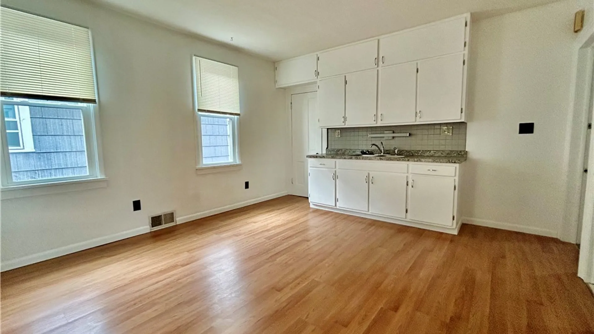 Property at 52 Greeley Street, Buffalo, NY 14207 7