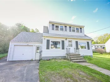 Property at 17 Dunham Place, Whitestown, NY 13492