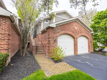 Property at 10 Mountain Ash Trail, Webster, NY 14580
