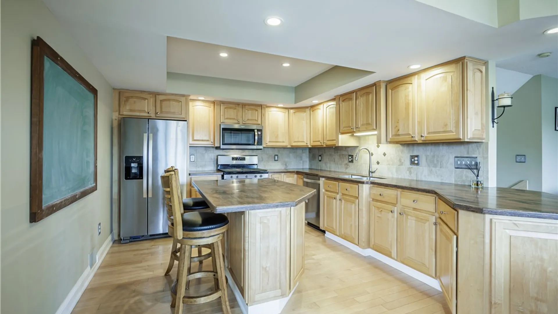 Property at 10 Mountain Ash Trail, Webster, NY 14580 9