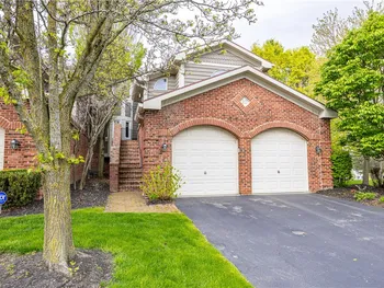 Property at 10 Mountain Ash Trail, Webster, NY 14580