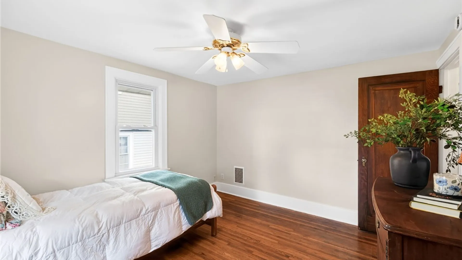 Property at 142 Hickory Street, East Rochester, NY 14445 17