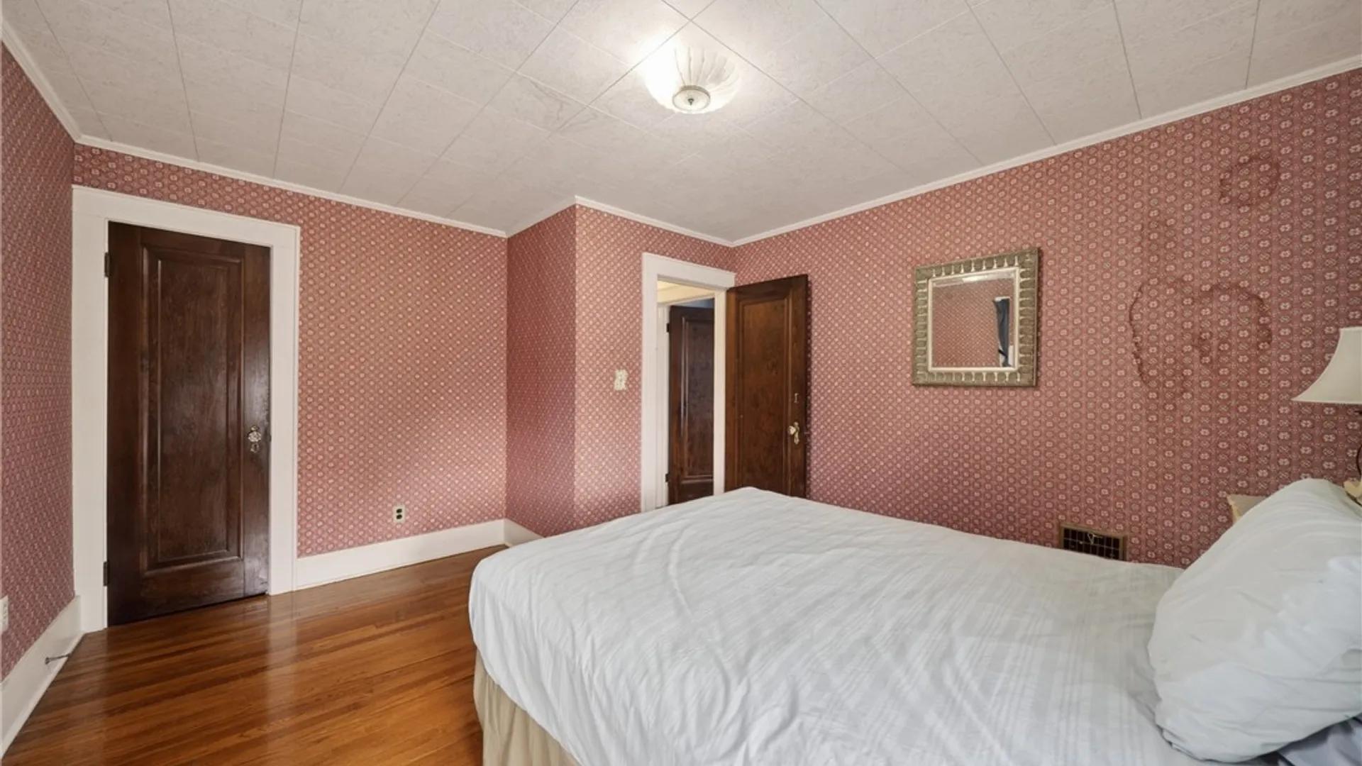 Property at 521 Kensington Road, Syracuse, NY 13210 11