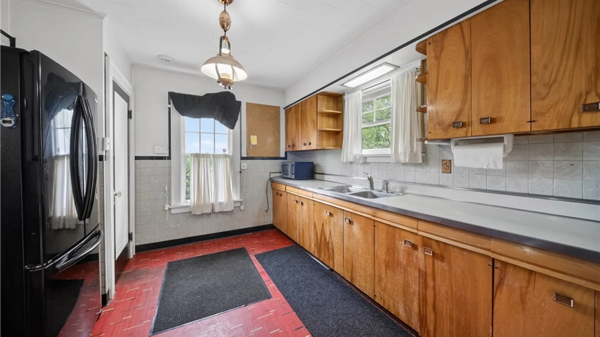 Property at 521 Kensington Road, Syracuse, NY 13210 14