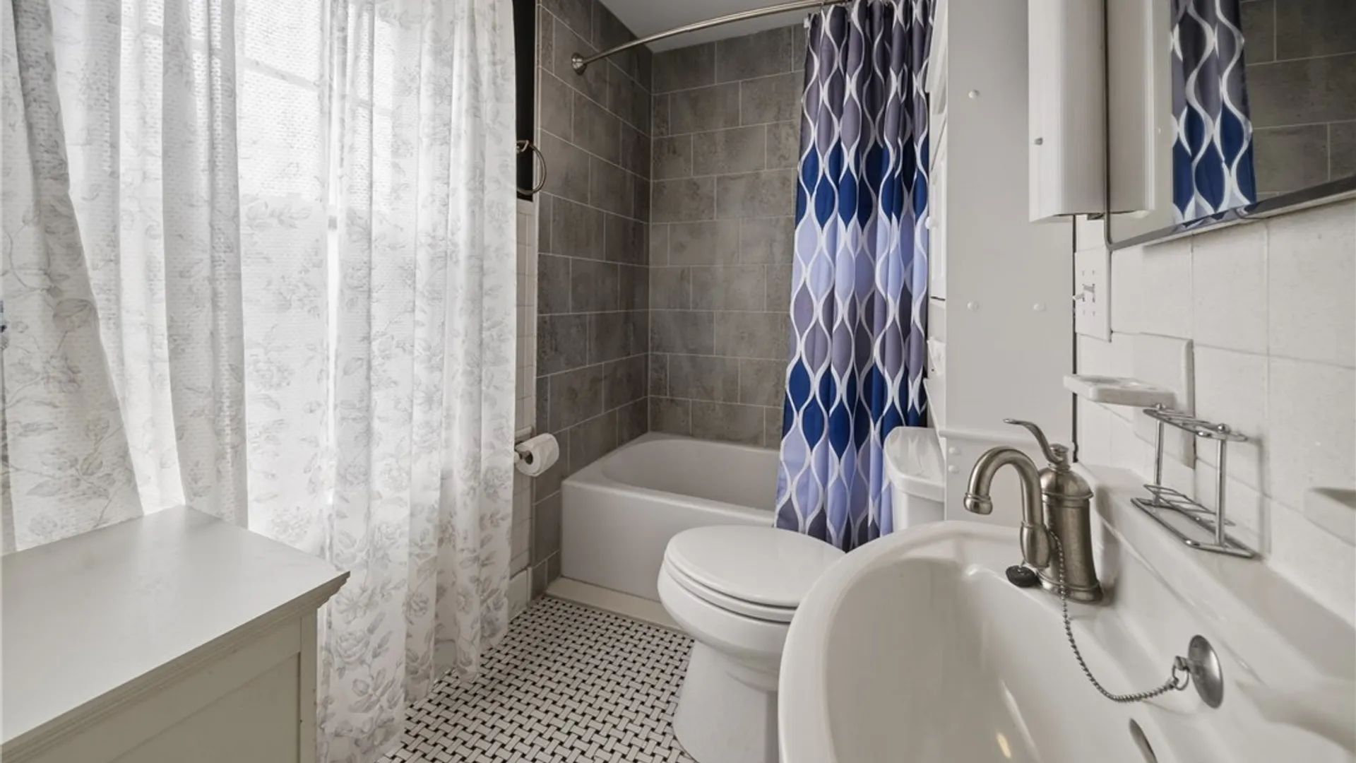 Property at 521 Kensington Road, Syracuse, NY 13210 19
