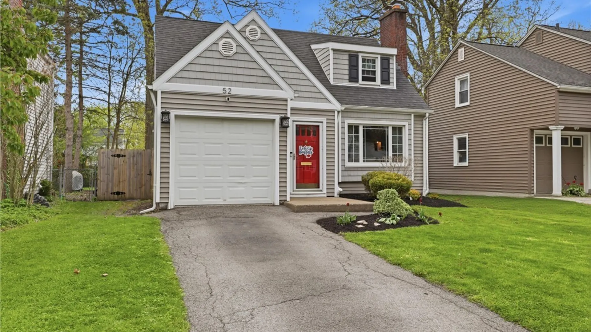 Property at 52 Charlestown Road, Amherst, NY 14226 2