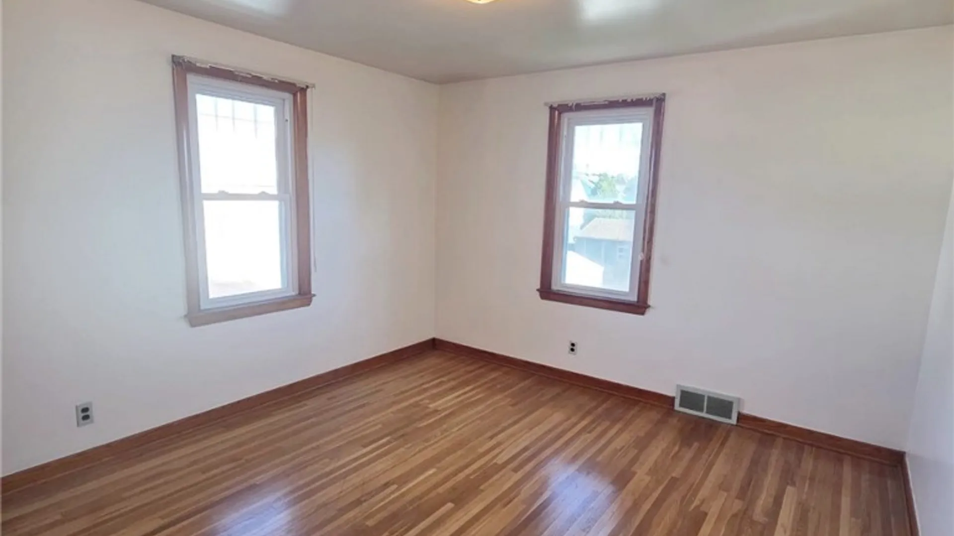 Property at 181 Willett Street, Buffalo, NY 14206 14