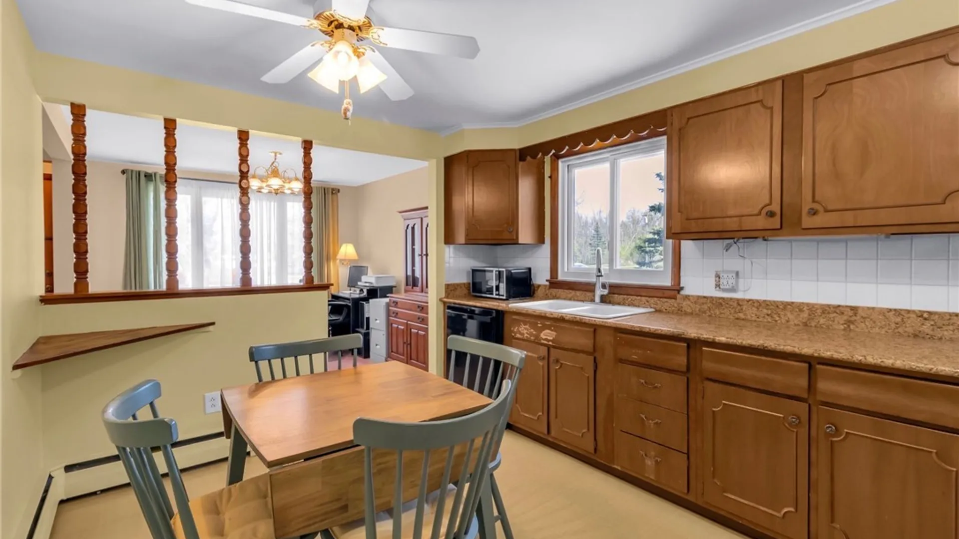 Property at 2204 Forest Road, Amherst, NY 14221 15