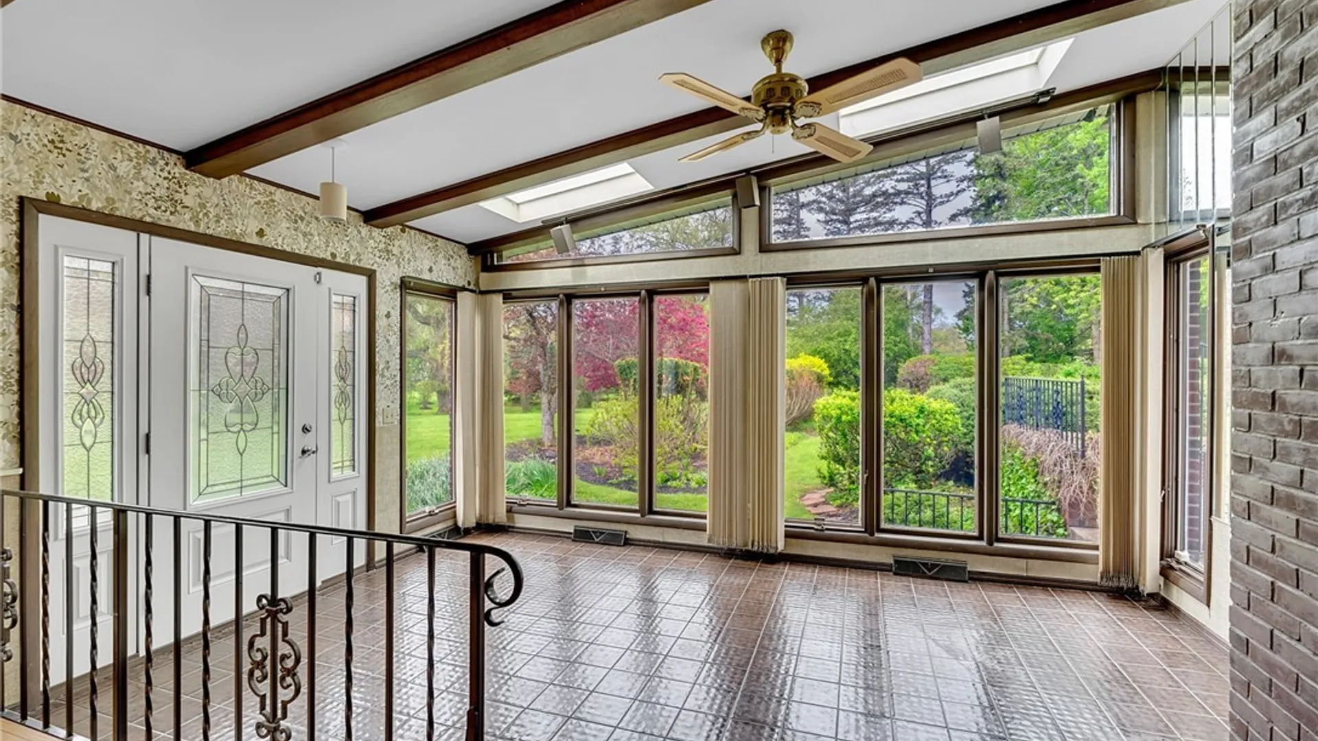 Property at 60 Knollwood Lane, Amherst, NY 14221 15