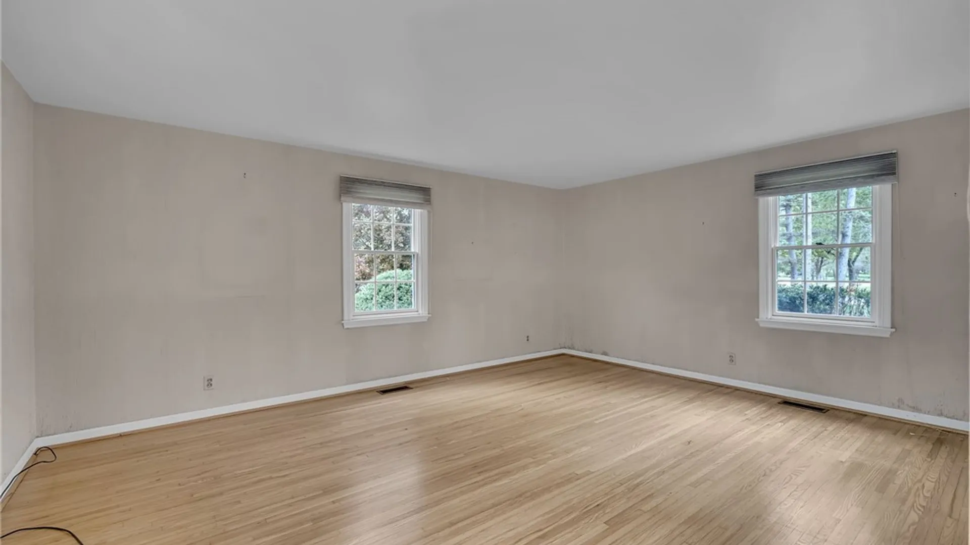 Property at 60 Knollwood Lane, Amherst, NY 14221 20