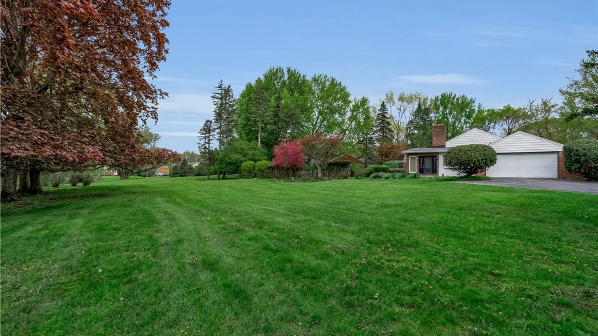 Property at 60 Knollwood Lane, Amherst, NY 14221 41