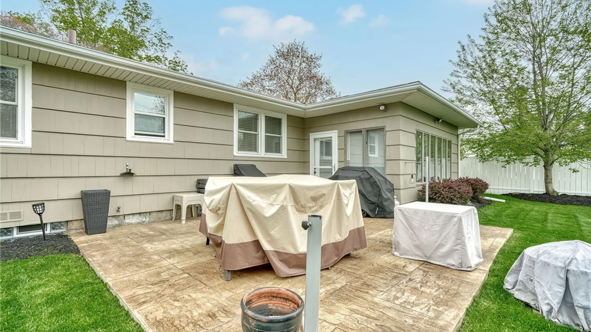Property at 115 Suellen Drive, Irondequoit, NY 14609 11