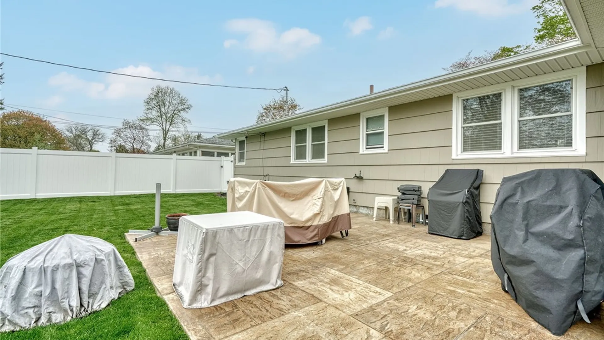 Property at 115 Suellen Drive, Irondequoit, NY 14609 12