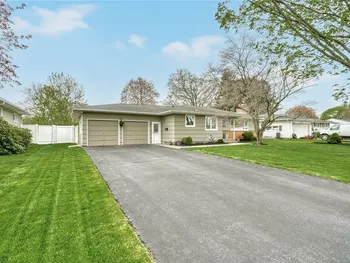 Property at 115 Suellen Drive, Irondequoit, NY 14609